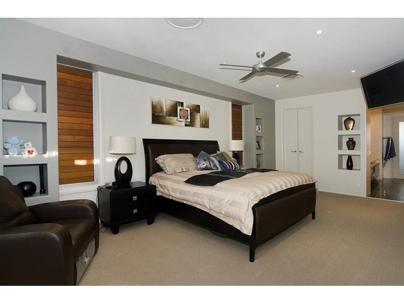 556 Noosa Springs Dr, Noosa Springs QLD 4567