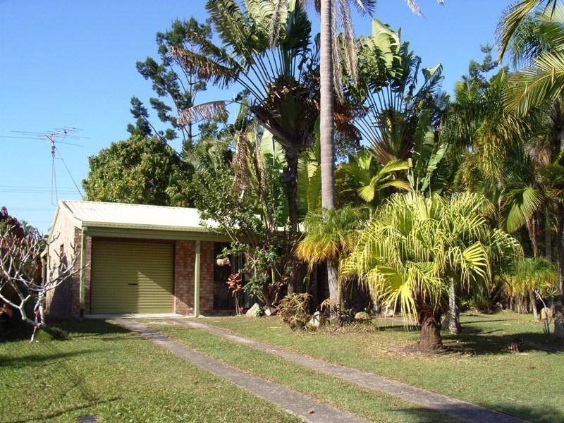 13 June Cres, Noosaville QLD 4566