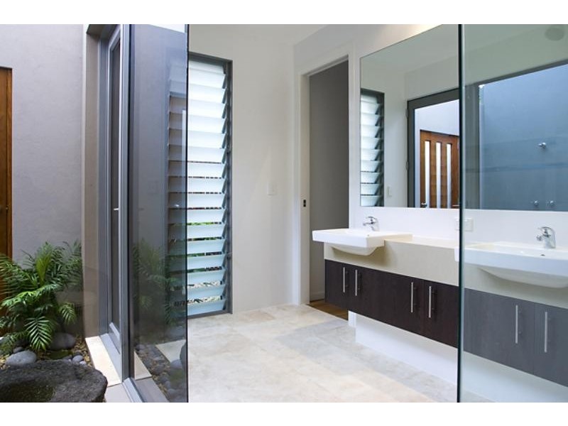 16 Breezeway St, Coolum Beach QLD 4573