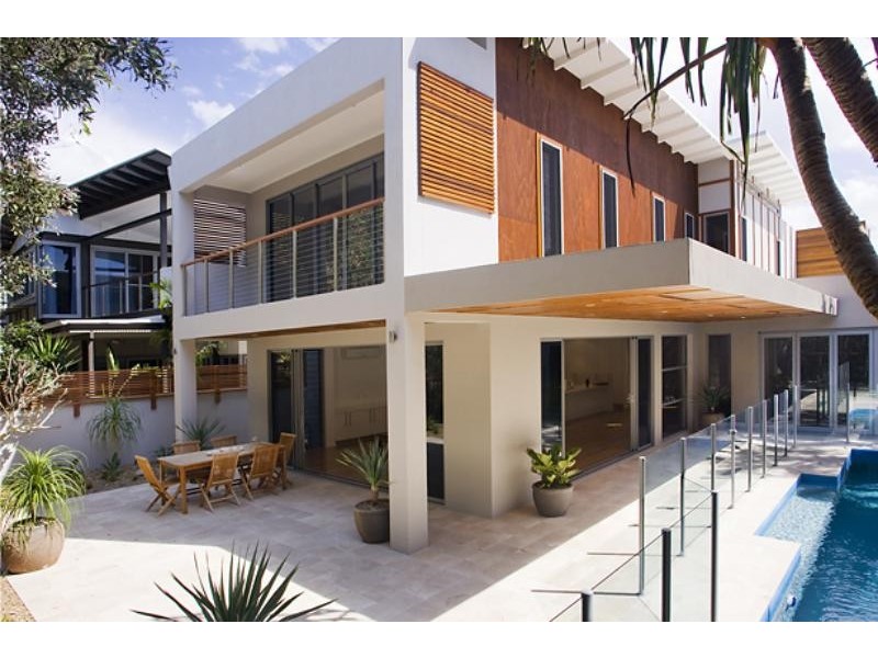 16 Breezeway St, Coolum Beach QLD 4573