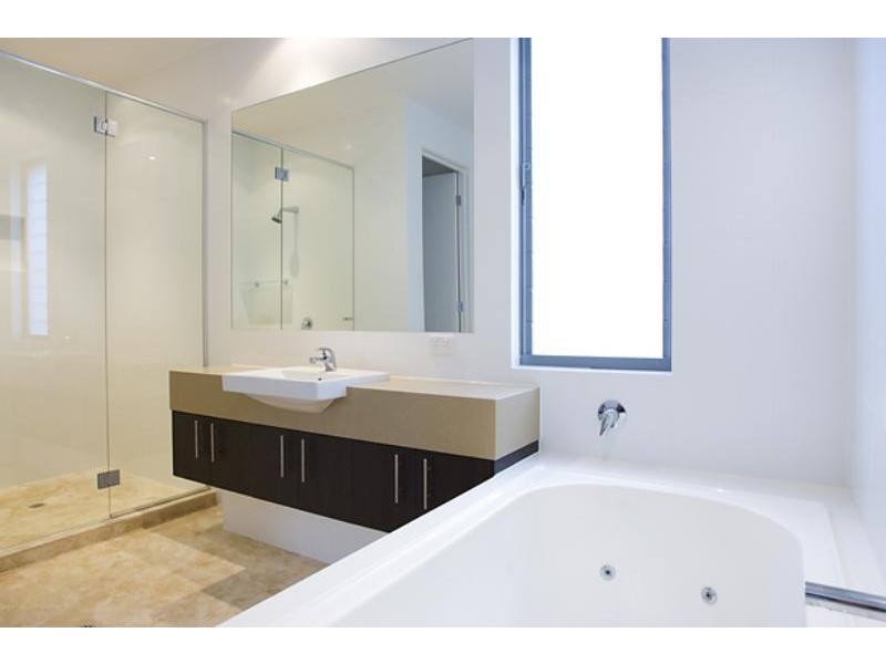 16 Breezeway St, Coolum Beach QLD 4573