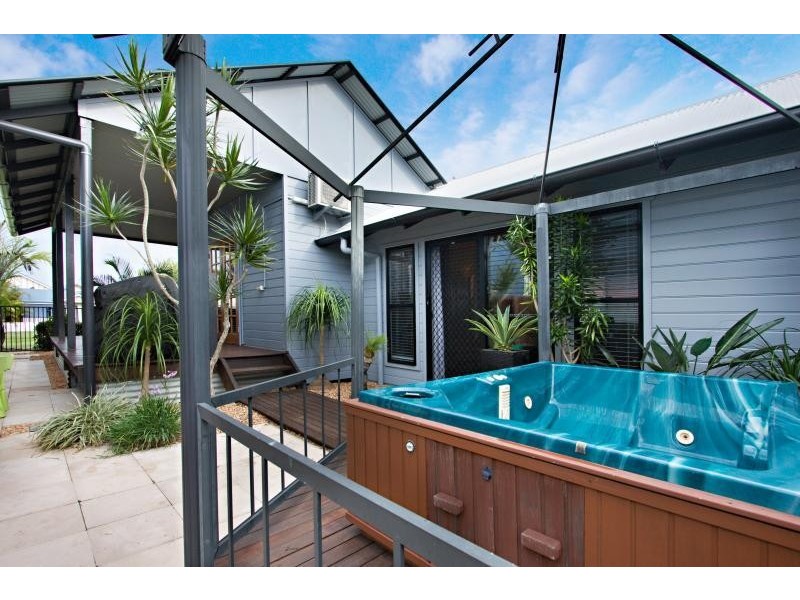 30 Lakedrive Cres, Marcoola QLD 4564