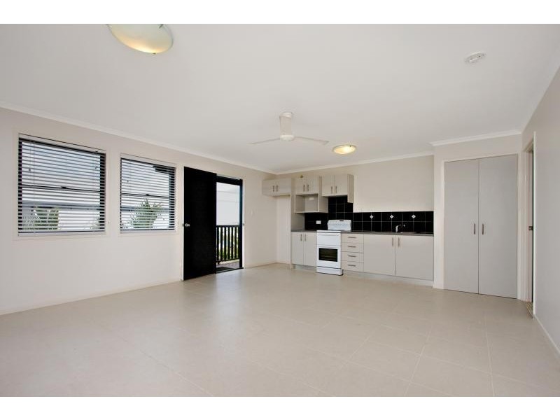 30 Lakedrive Cres, Marcoola QLD 4564