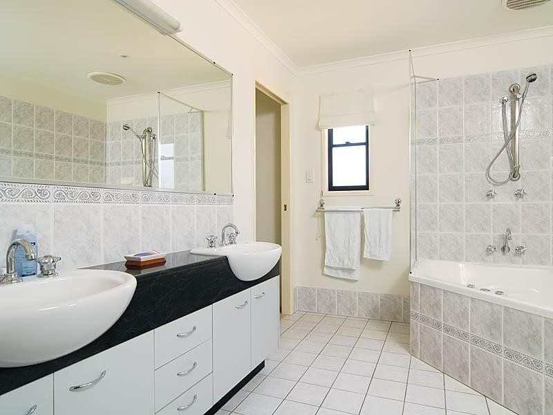 2/29 Bluefin  Ct, Noosaville QLD 4566