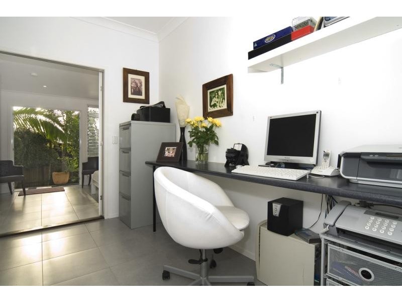 45 Southern Cross Pde, Sunrise Beach QLD 4567