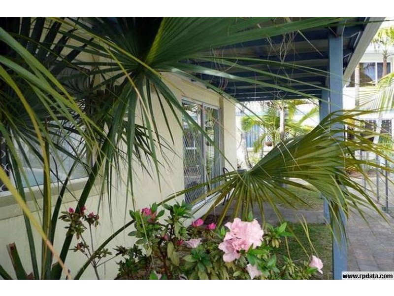 4/9 Eumundi Rd, Noosaville QLD 4566