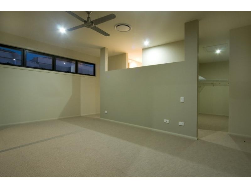 560 Noosa Springs  Dr, Noosa Springs QLD 4567