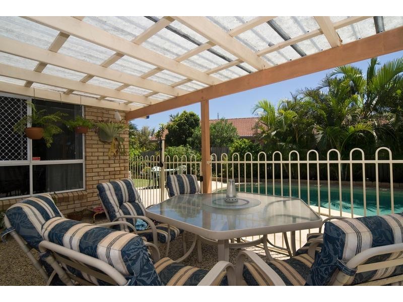 14 Tristania St, Marcoola QLD 4564