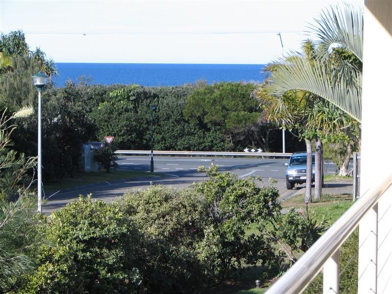 Castaways Beach QLD 4567