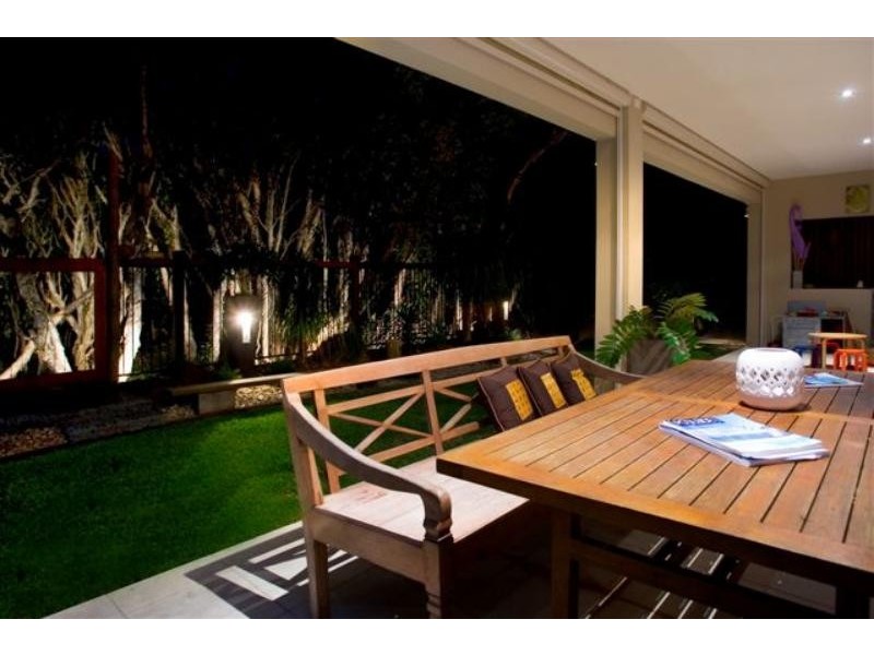 18 Breezeway St, Mount Coolum QLD 4573
