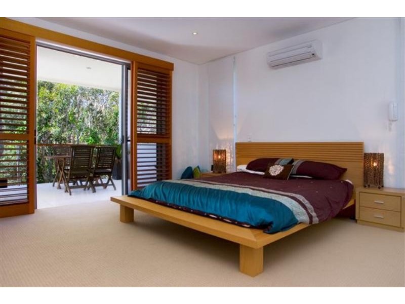 18 Breezeway St, Mount Coolum QLD 4573