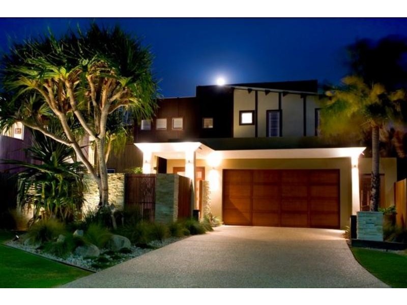 18 Breezeway St, Mount Coolum QLD 4573