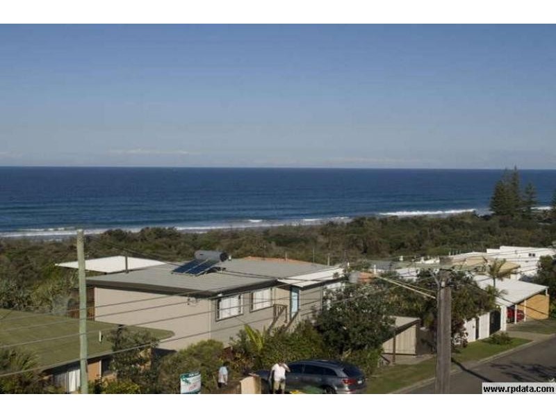 26 Pelican St, Peregian Beach QLD 4573