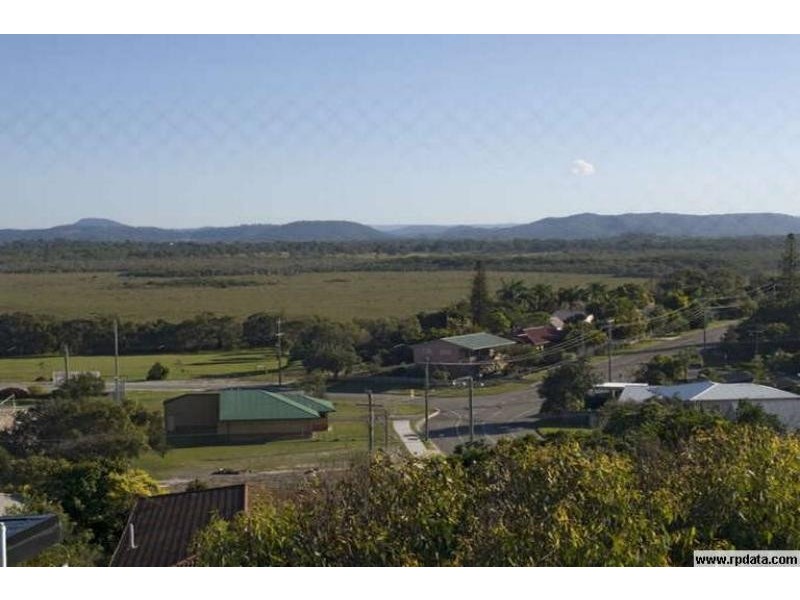 26 Pelican St, Peregian Beach QLD 4573