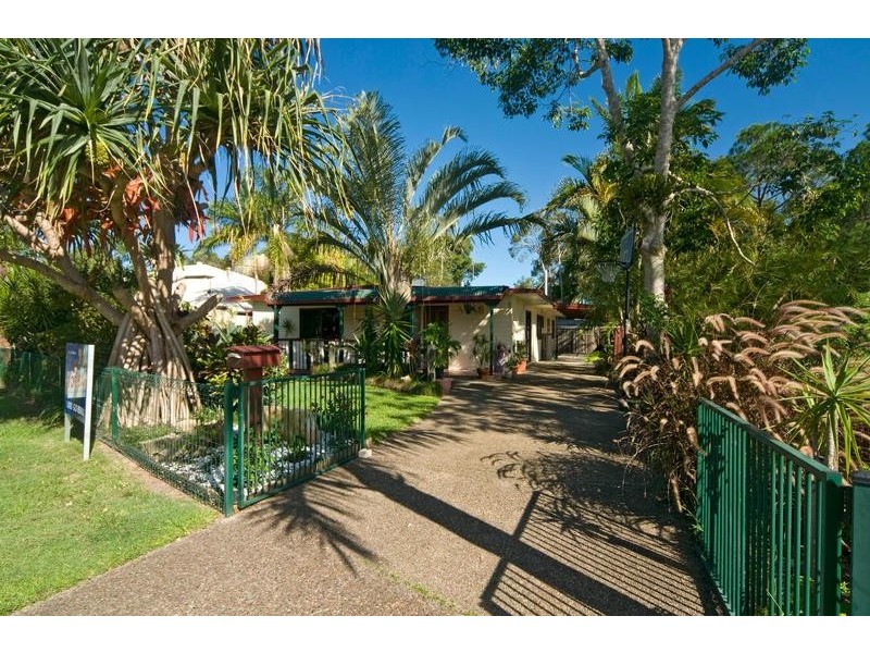9 Pandanus Ave, Coolum Beach QLD 4573