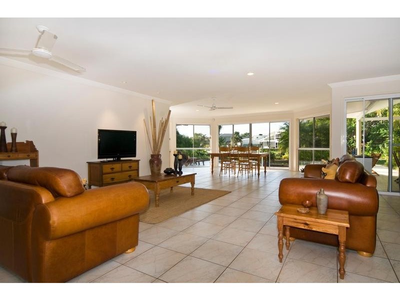 Noosa Waters QLD 4566
