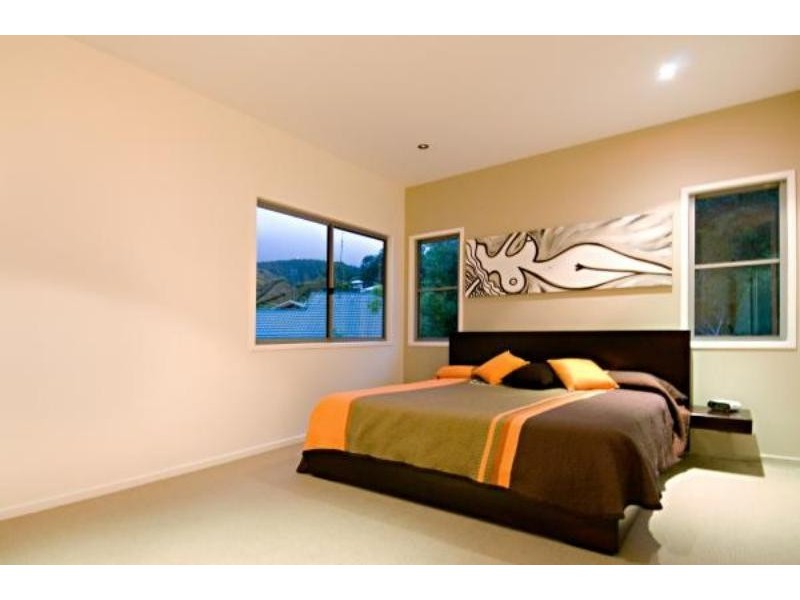 8 Berry Ct, Mount Coolum QLD 4573