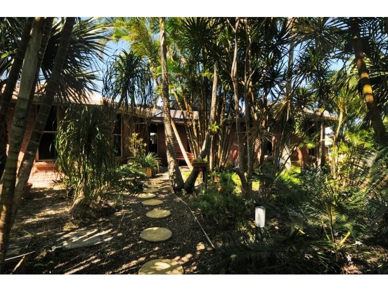 86 Persimmon Dr, Peregian Beach QLD 4573