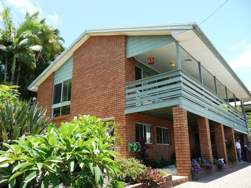 7 Greenoaks Dr, Coolum Beach QLD 4573