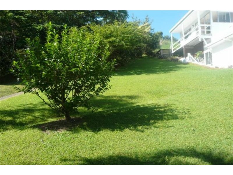 7 Greenoaks Dr, Coolum Beach QLD 4573