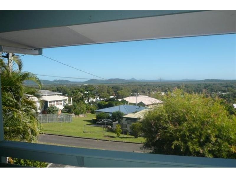 7 Greenoaks Dr, Coolum Beach QLD 4573