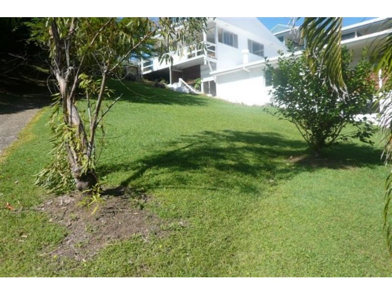 7 Greenoaks Dr, Coolum Beach QLD 4573