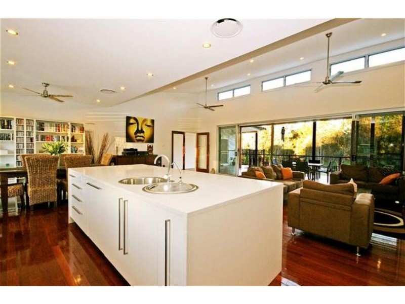 16 Osborne Ct, Wallu QLD 4570