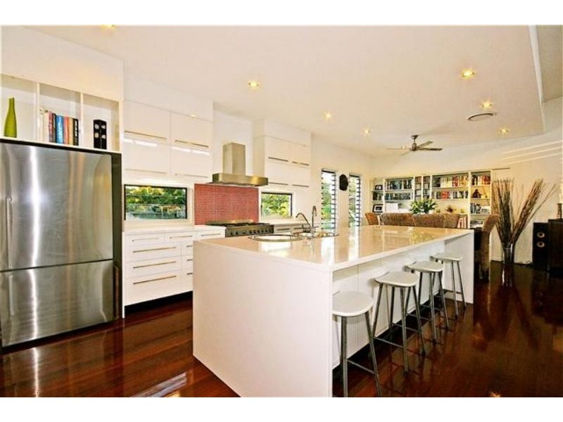 16 Osborne Ct, Wallu QLD 4570