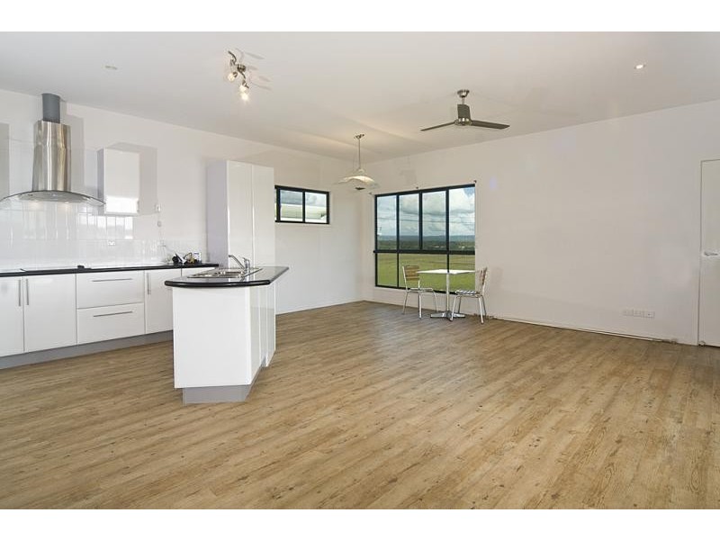34 Skylark St, Coolum Beach QLD 4573