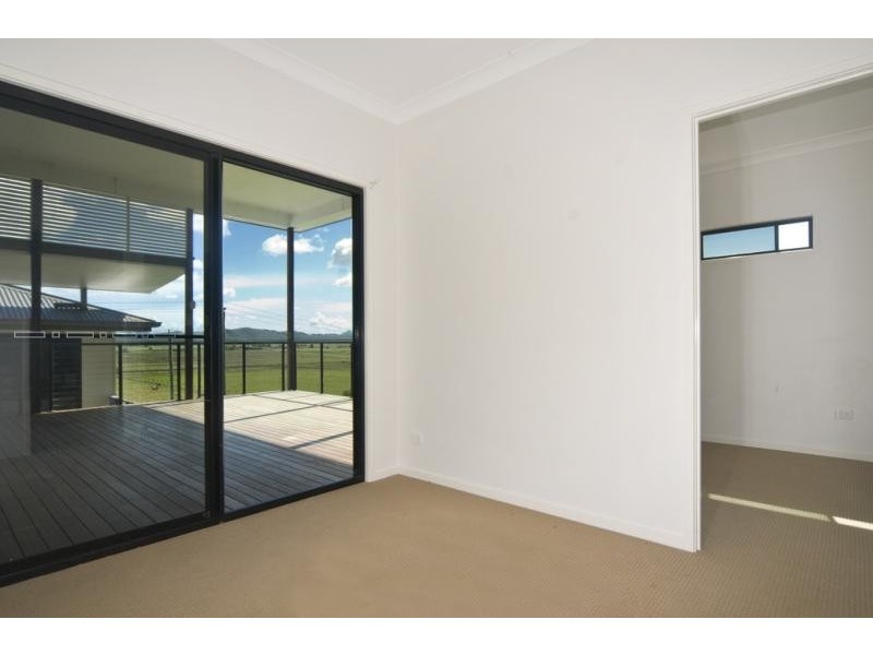34 Skylark St, Coolum Beach QLD 4573