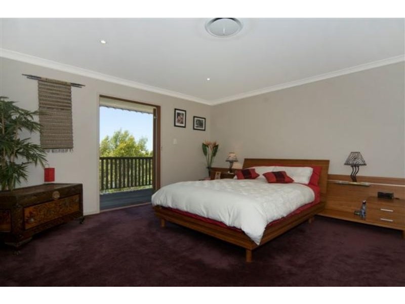 15 Lakedrive Cres, Marcoola QLD 4564