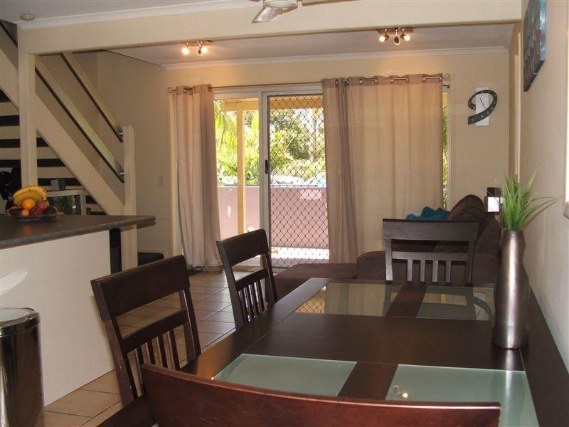 1/261 Weyba  Rd, Noosaville QLD 4566