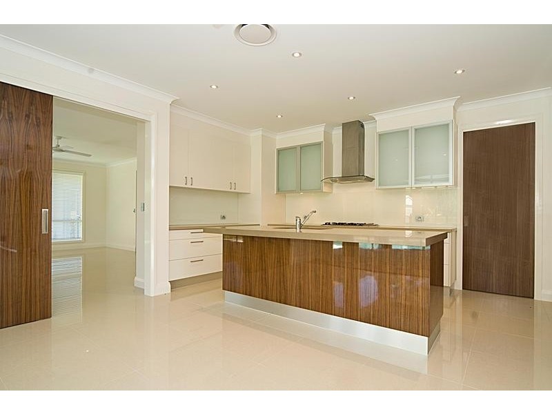 20 Aspera Pl, Noosaville QLD 4566