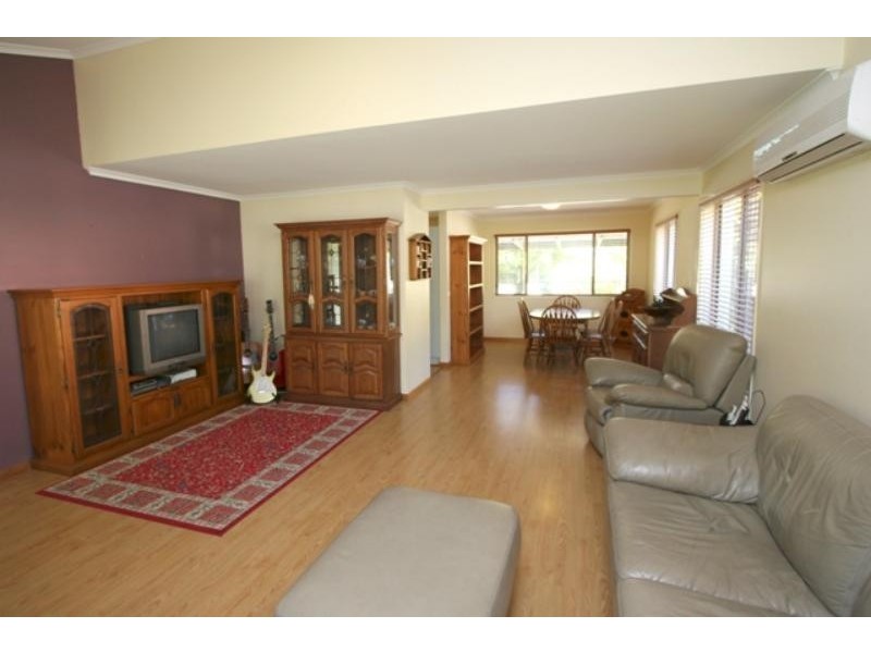 7 Cooba Pl, Noosaville QLD 4566