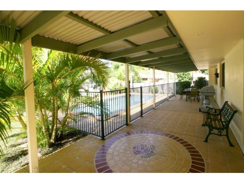 7 Cooba Pl, Noosaville QLD 4566