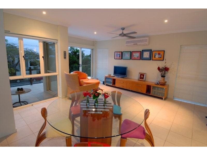 1/30 Katharina St, Noosa Heads QLD 4567