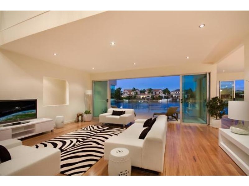 33 Mermaid Qy, Noosa Waters QLD 4566