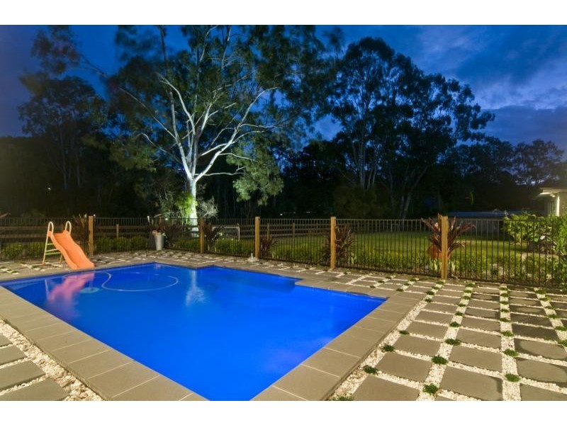 17 Kanga Ct, Ninderry QLD 4561