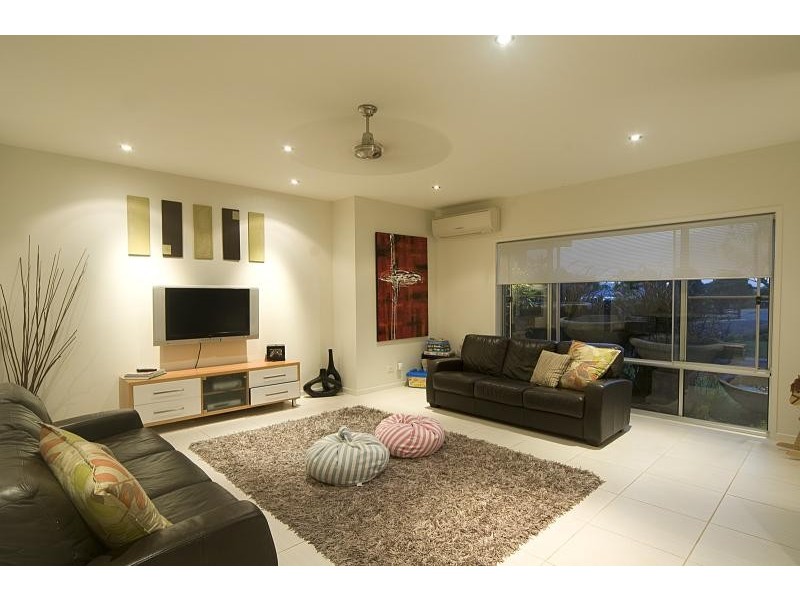 17 Kanga Ct, Ninderry QLD 4561