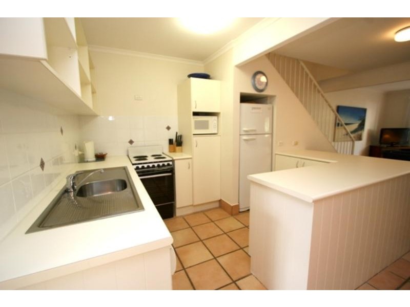 17/8-16 Munna Cres, Noosaville QLD 4566