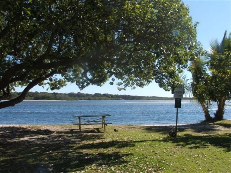 18/13 James St, Noosaville QLD 4566