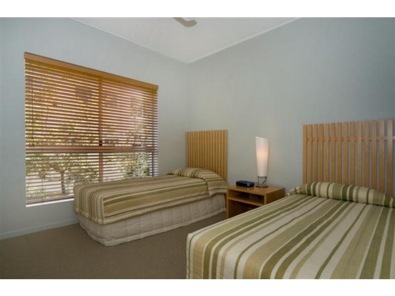 2/283 Weyba Rd, Noosaville QLD 4566