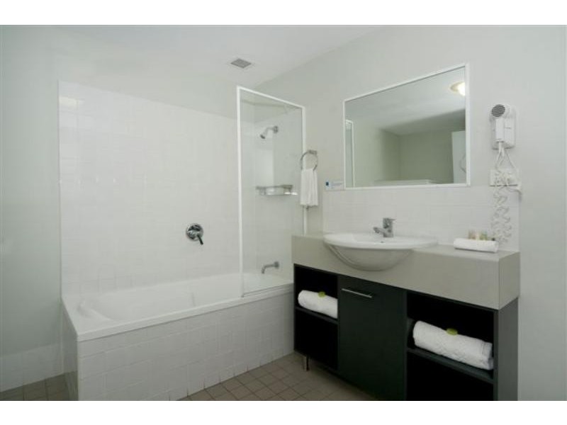 2/283 Weyba Rd, Noosaville QLD 4566