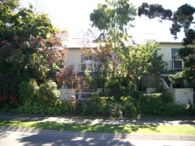 2/148 Noosa  Pde, Noosaville QLD 4566