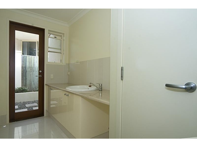768 Noosa Springs Dr, Noosa Springs QLD 4567