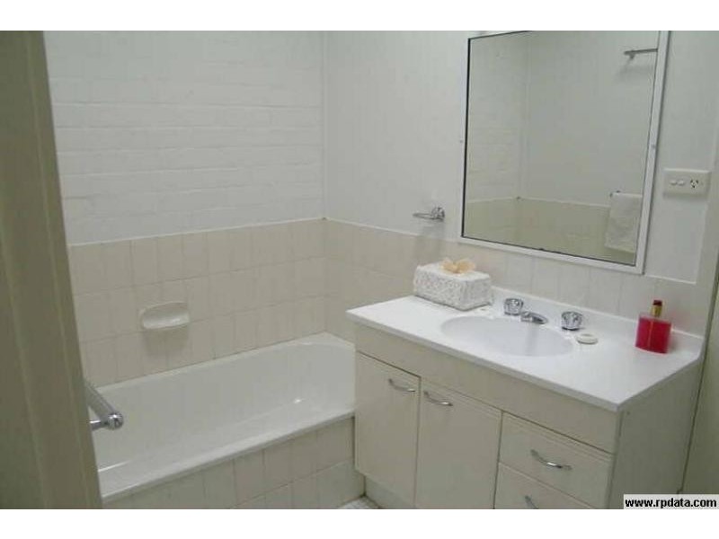 3/40 James  St, Noosaville QLD 4566