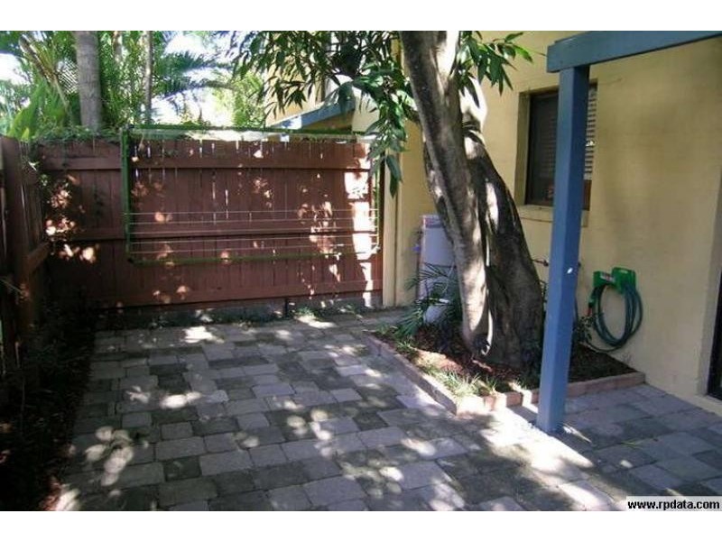 3/40 James  St, Noosaville QLD 4566