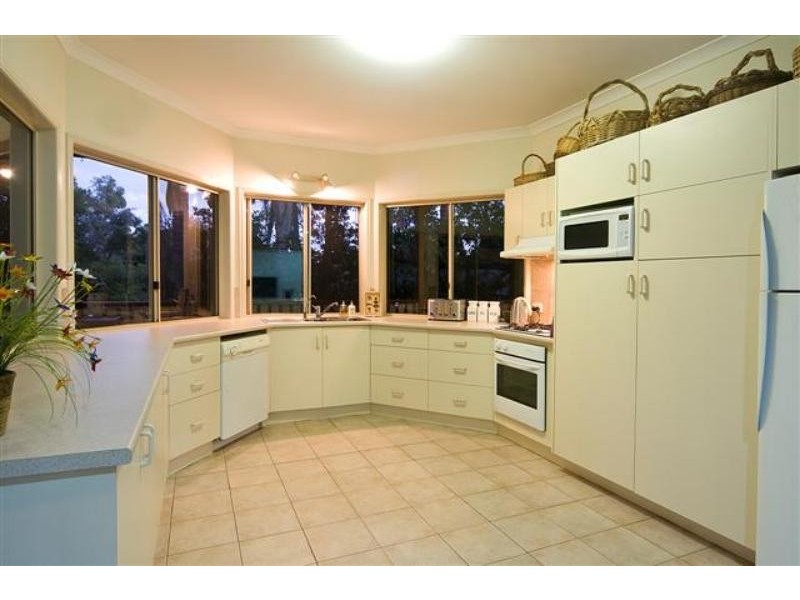 8 Wattle St, Tewantin QLD 4565