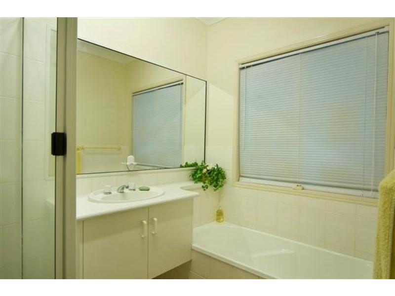 8 Wattle St, Tewantin QLD 4565