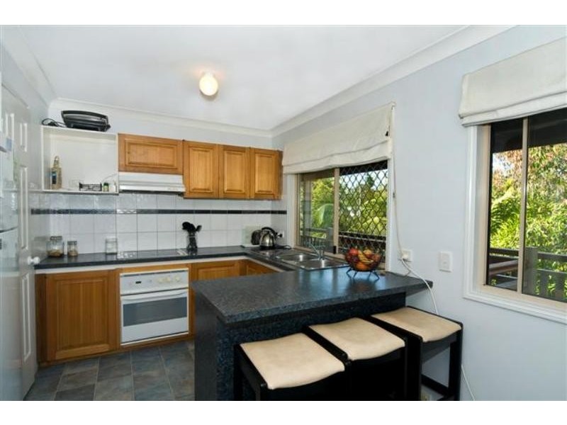 18 Val Cres, Noosaville QLD 4566